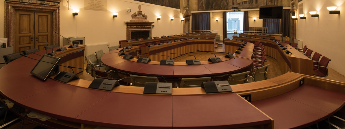 Esempio sala consigliare